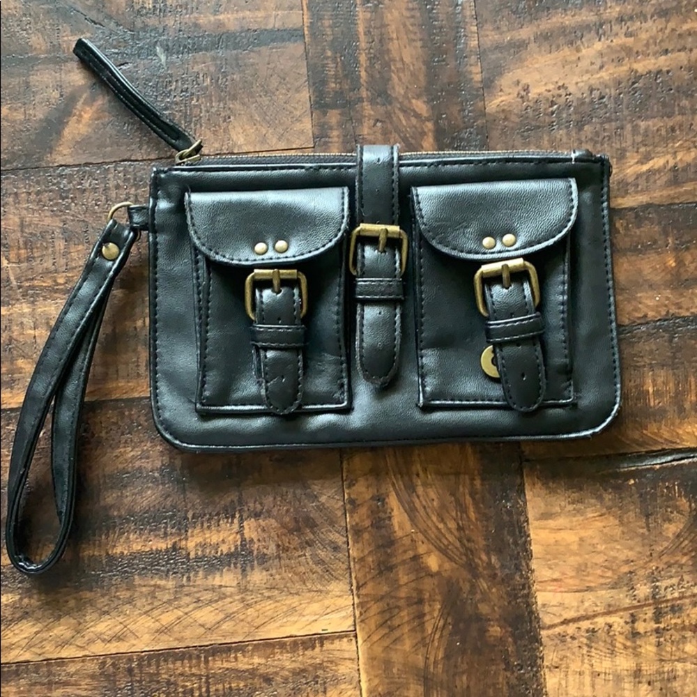 Small clutch